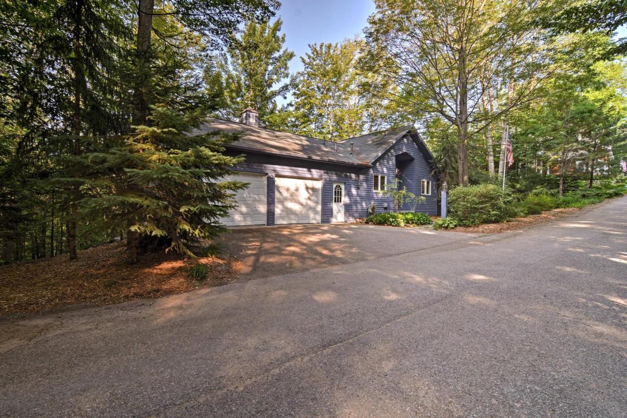 Resort-Style Harbor Springs Home With 2 Decks! Dış mekan fotoğraf