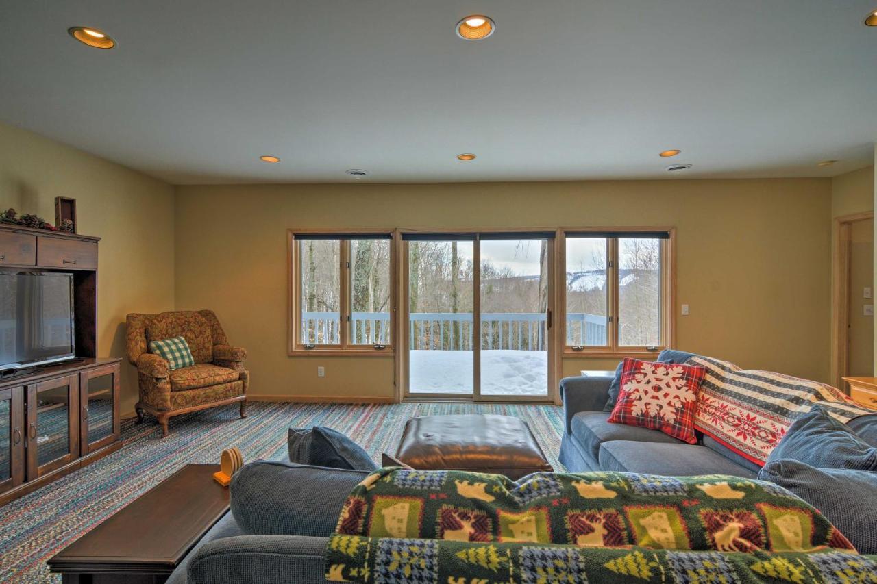 Resort-Style Harbor Springs Home With 2 Decks! Dış mekan fotoğraf