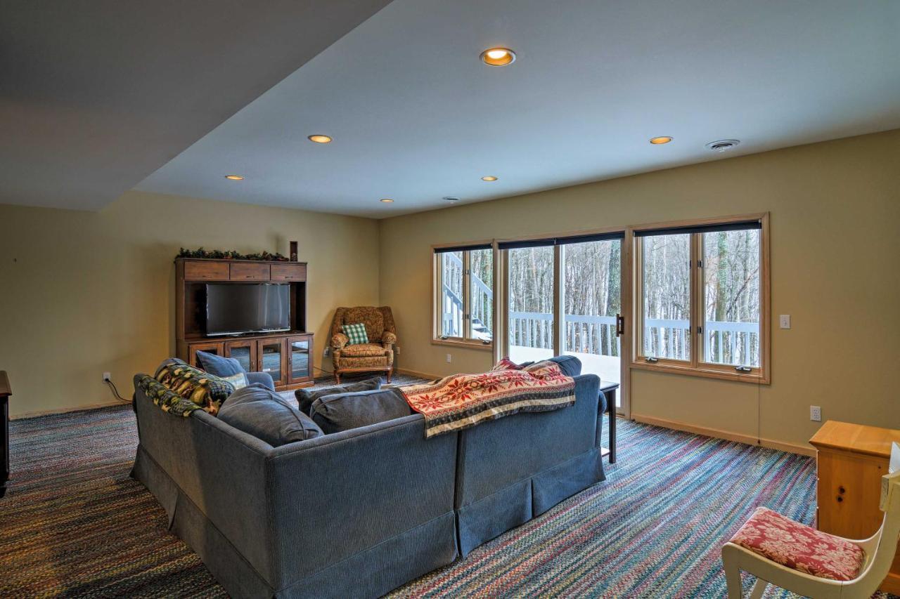 Resort-Style Harbor Springs Home With 2 Decks! Dış mekan fotoğraf